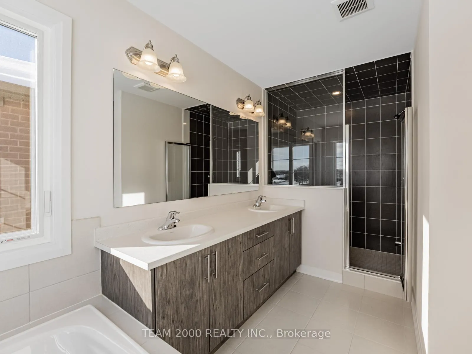 Photo 13 of 85 Gibson Drive, Erin — HOMEH