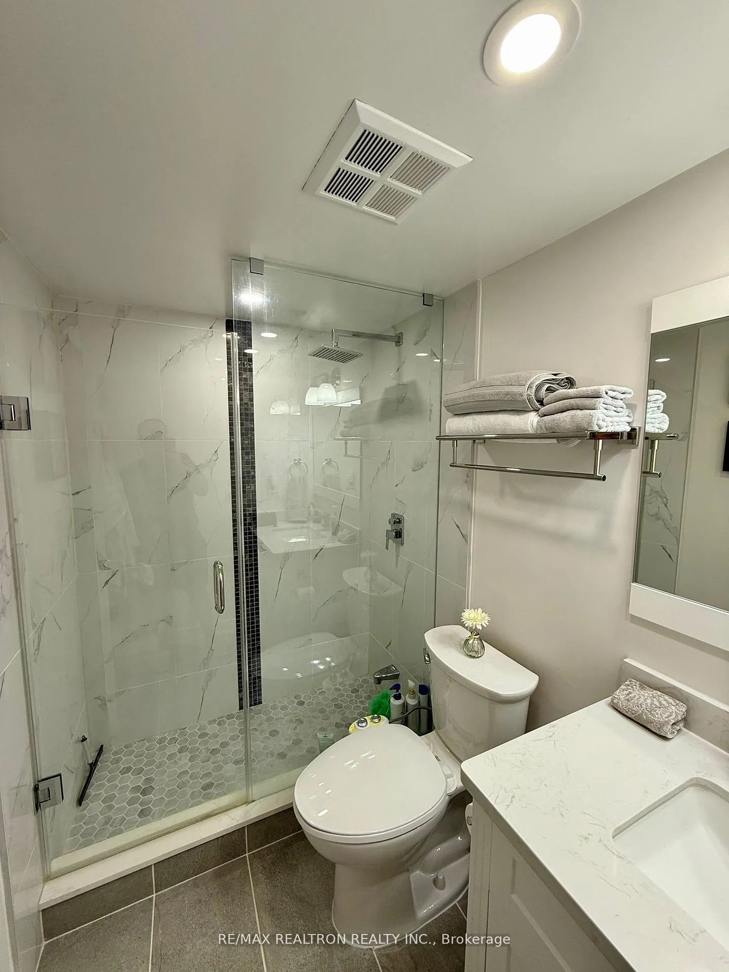 Photo 8 of Unit 309, 7825 Bayview Avenue, Markham, Aileen-Willowbrook — HOMEH