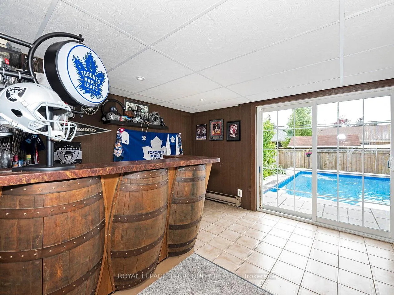 Photo 30 of 33 Ludgate Drive, Etobicoke, Rexdale-Kipling — HOMEH