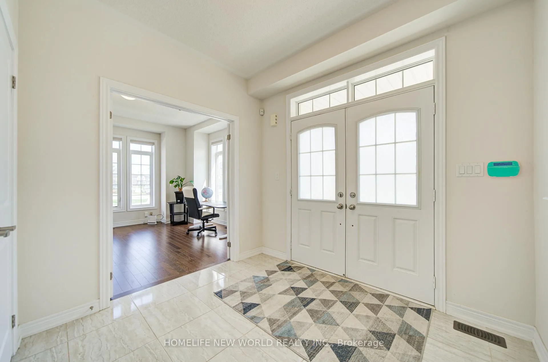 Photo 2 of 1 Stilton Avenue, Vaughan, Kleinburg — HOMEH
