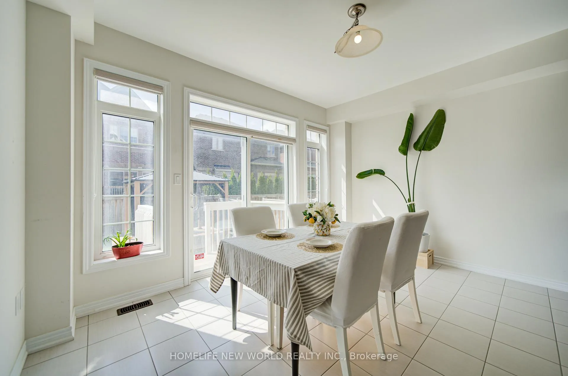 Photo 11 of 1 Stilton Avenue, Vaughan, Kleinburg — HOMEH