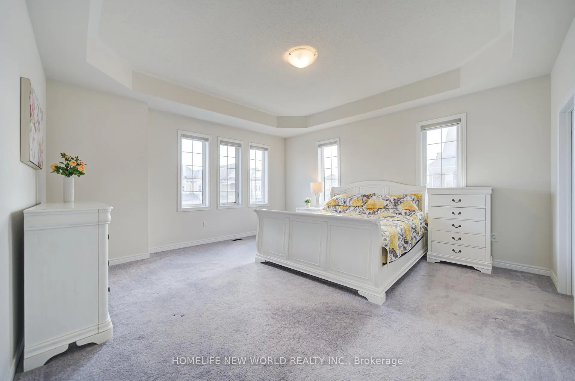 Photo 12 of 1 Stilton Avenue, Vaughan, Kleinburg — HOMEH