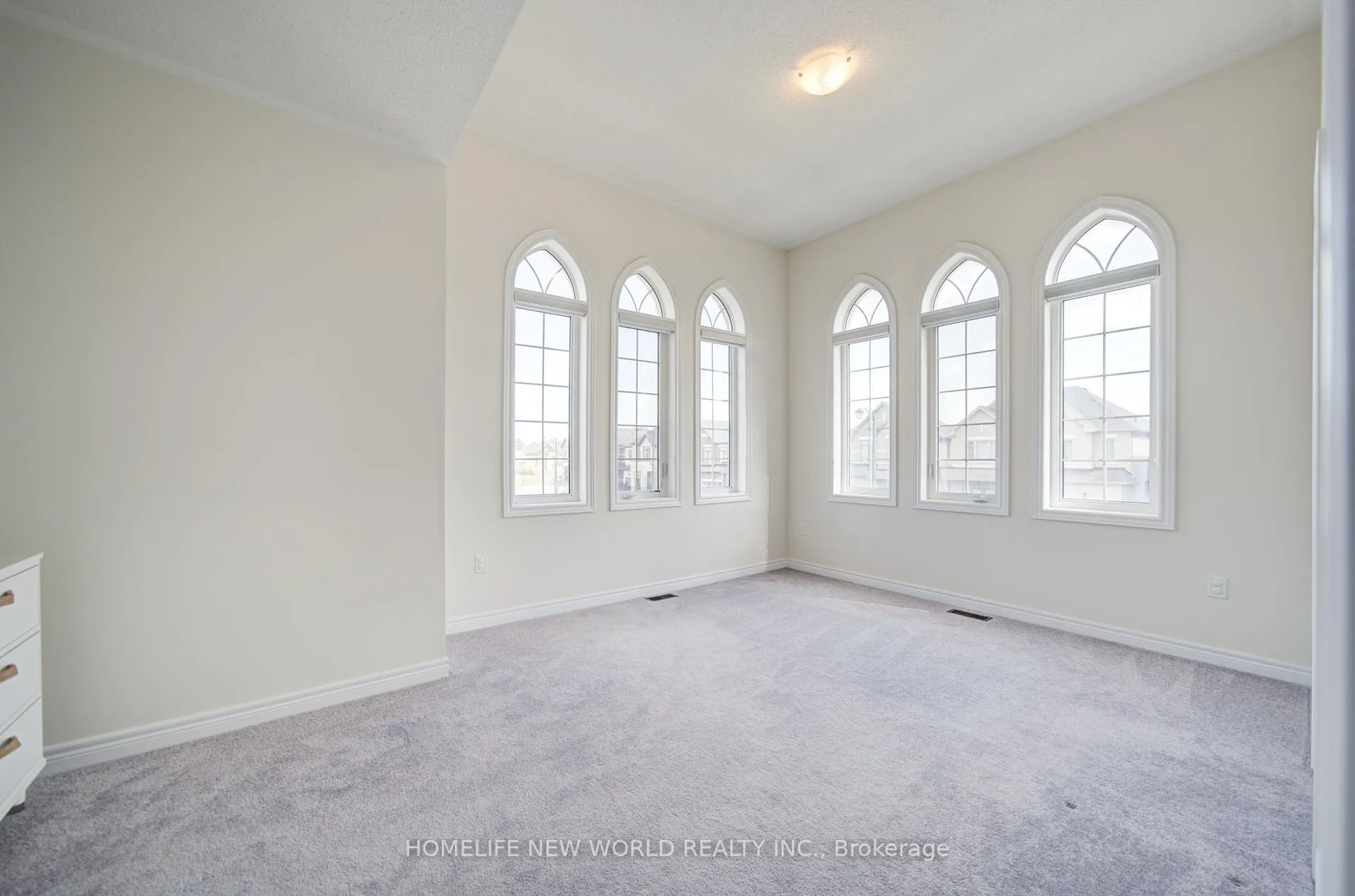 Photo 16 of 1 Stilton Avenue, Vaughan, Kleinburg — HOMEH