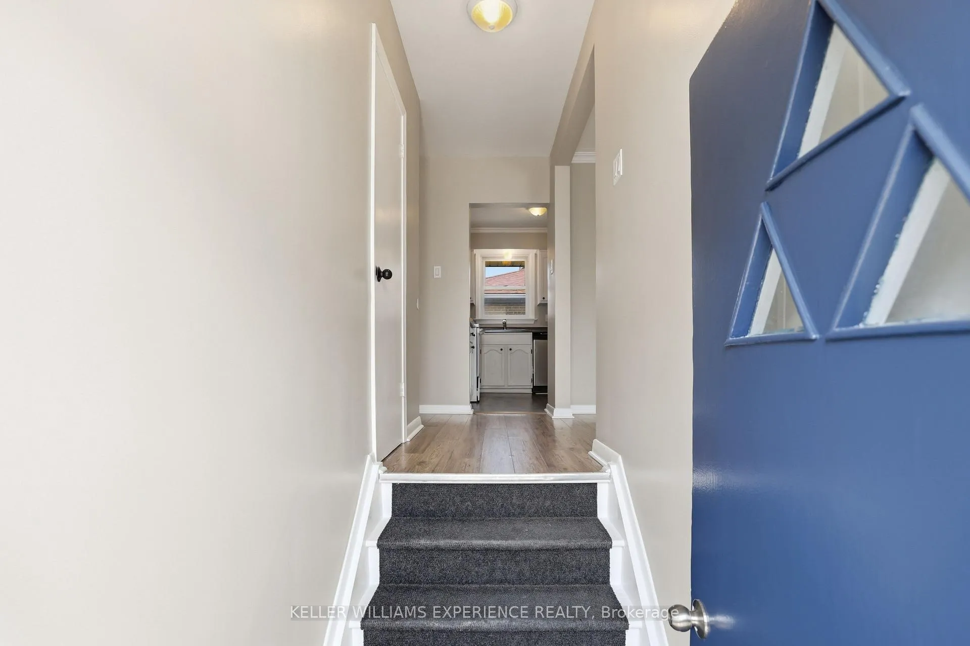 Photo 5 of 620 Oak Street, Collingwood — HOMEH