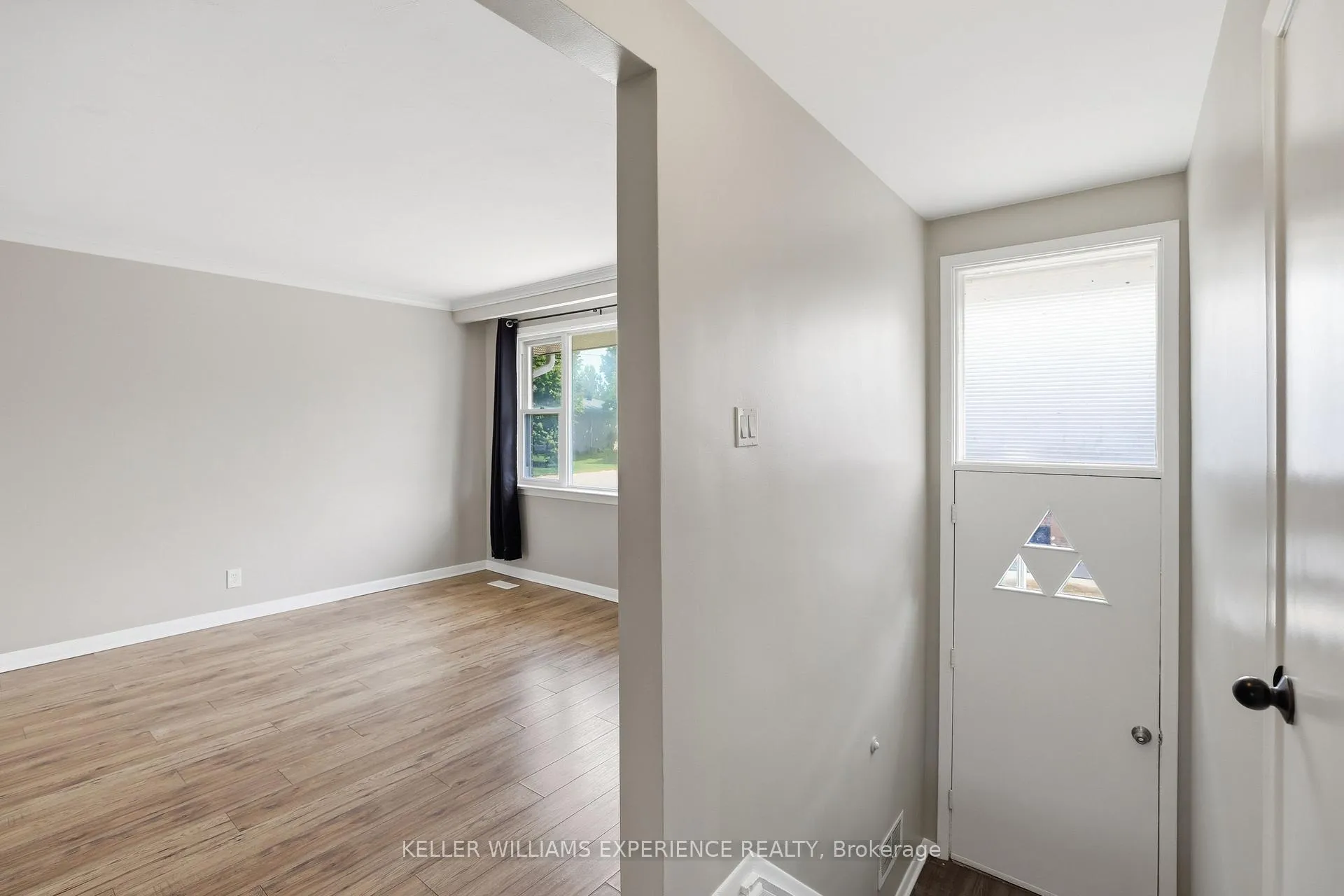 Photo 7 of 620 Oak Street, Collingwood — HOMEH