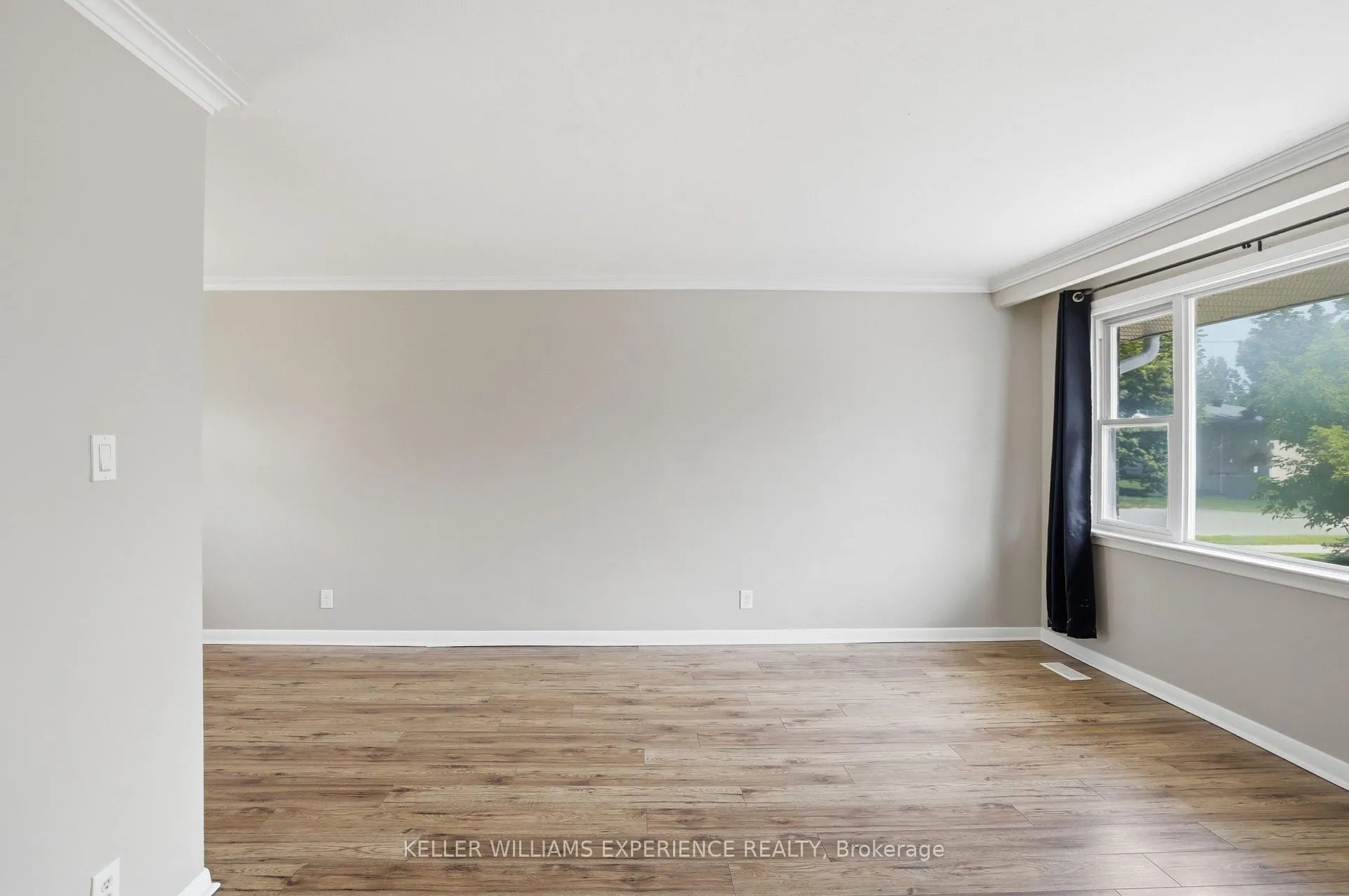 Photo 8 of 620 Oak Street, Collingwood — HOMEH