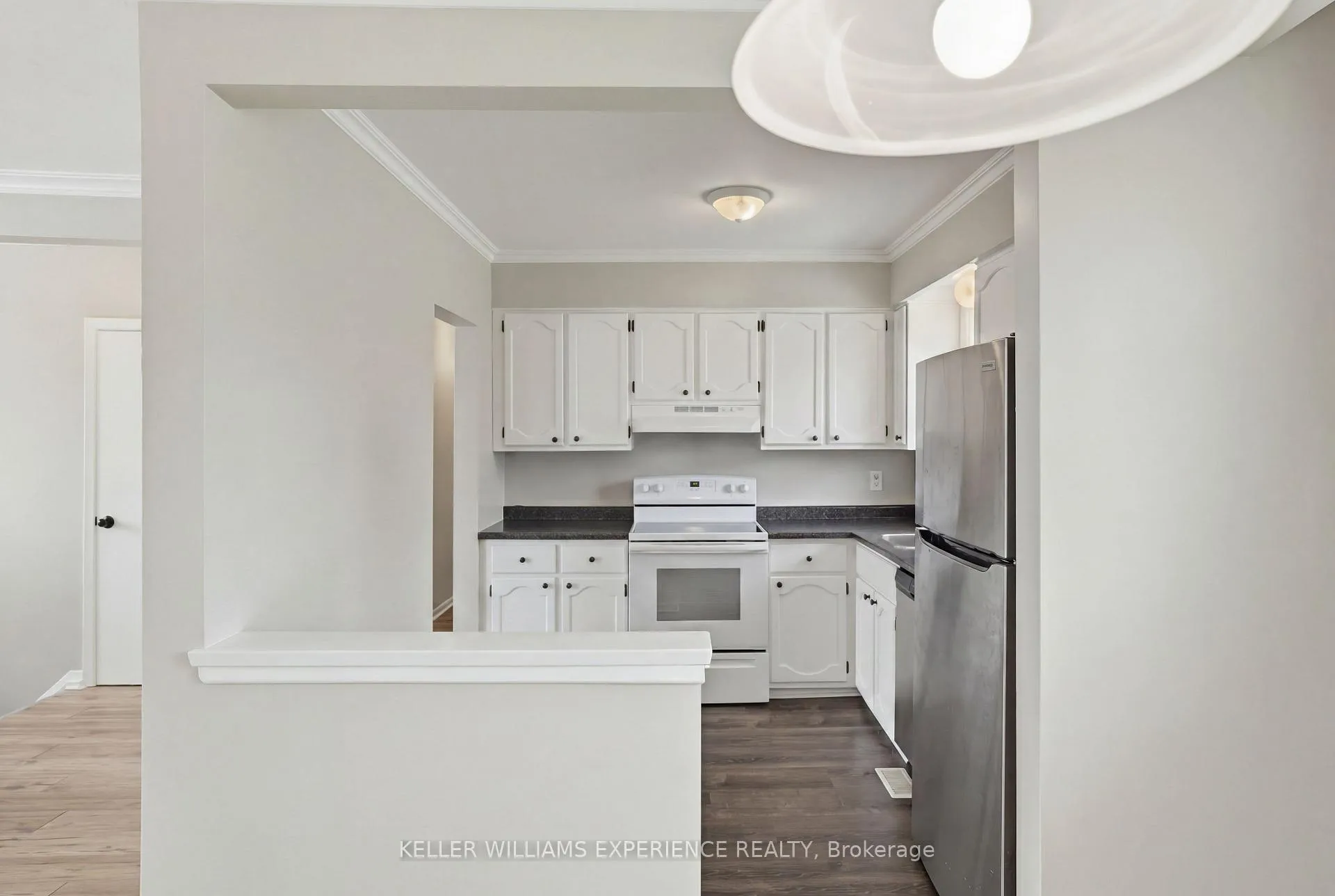 Photo 17 of 620 Oak Street, Collingwood — HOMEH