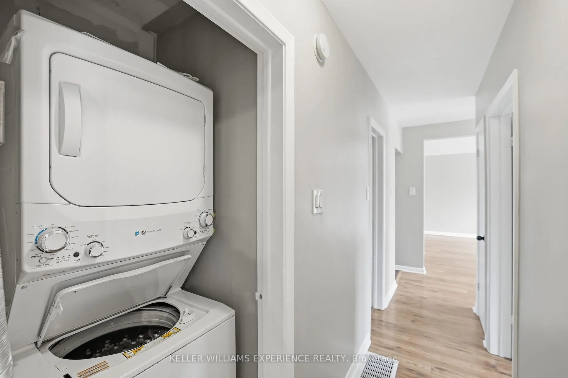 Photo 26 of 620 Oak Street, Collingwood — HOMEH