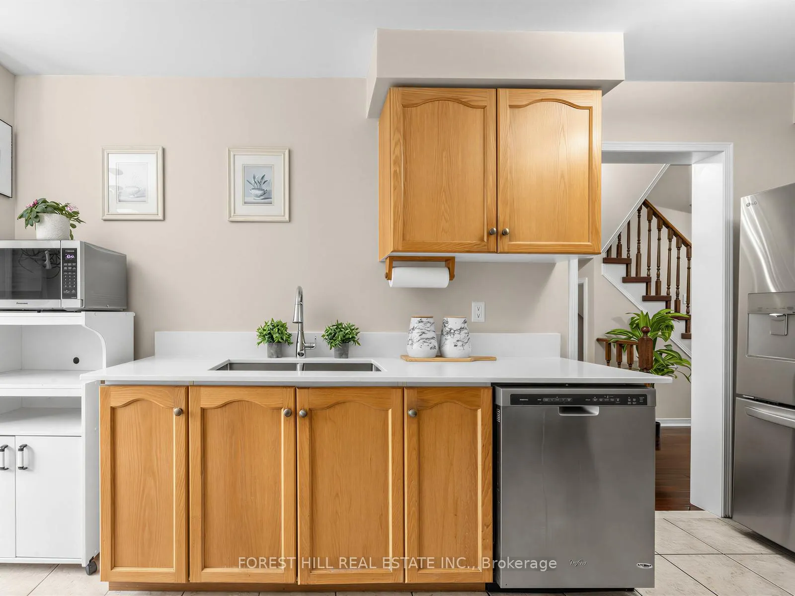 Photo 18 of 39 Prairie Rose Circle, Brampton, Sandringham-Wellington — HOMEH