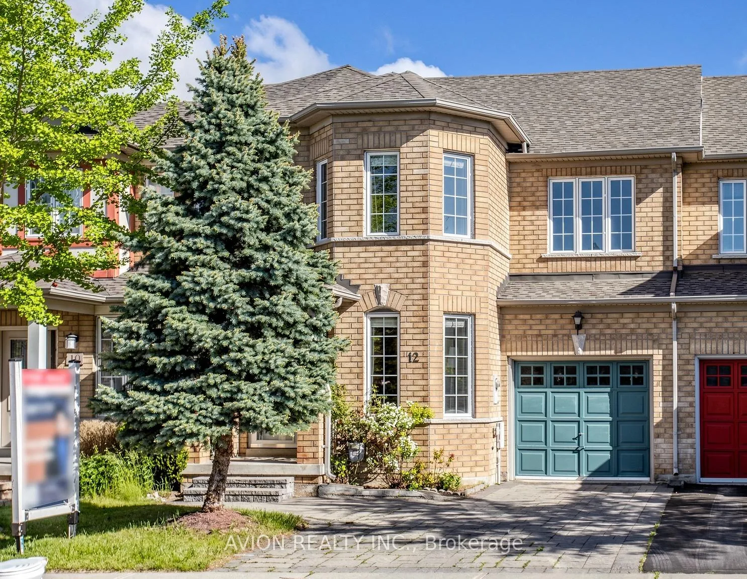 Front of 12 Rideau Drive