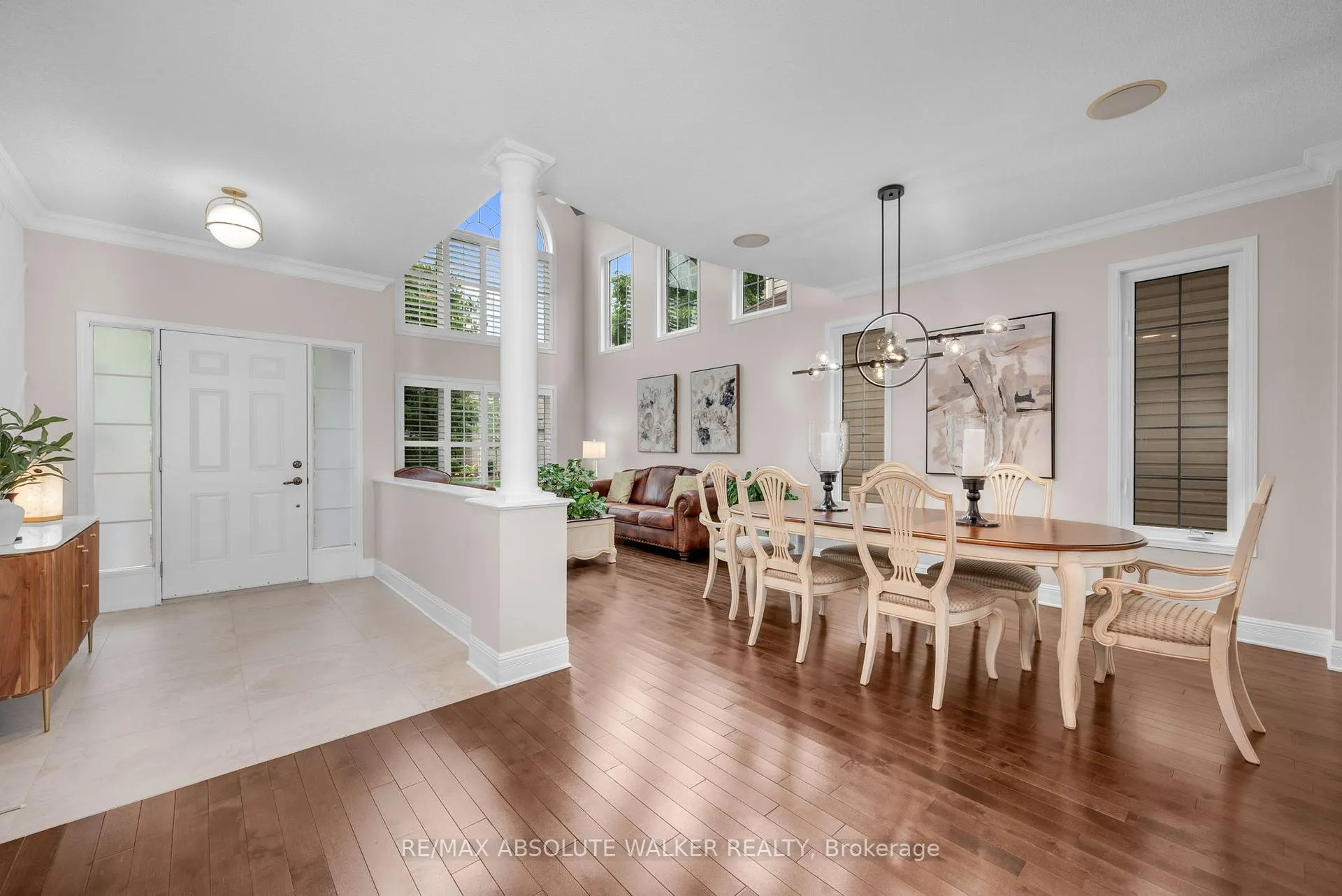 Photo 9 of 245 Lucinda Crescent, Ottawa, Mer Bleue/Bradley Estates/Anderson Park — HOMEH
