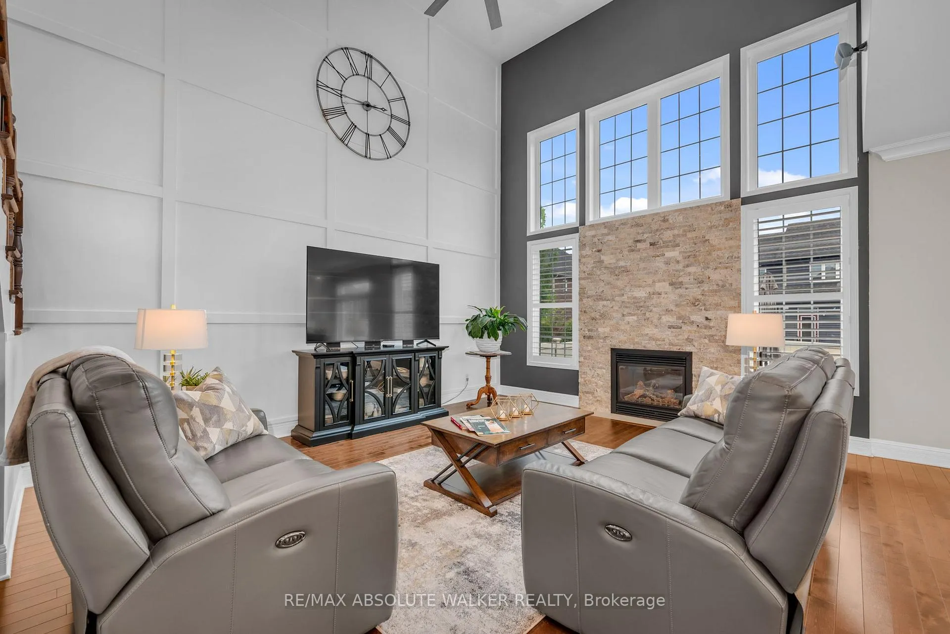 Photo 15 of 245 Lucinda Crescent, Ottawa, Mer Bleue/Bradley Estates/Anderson Park — HOMEH