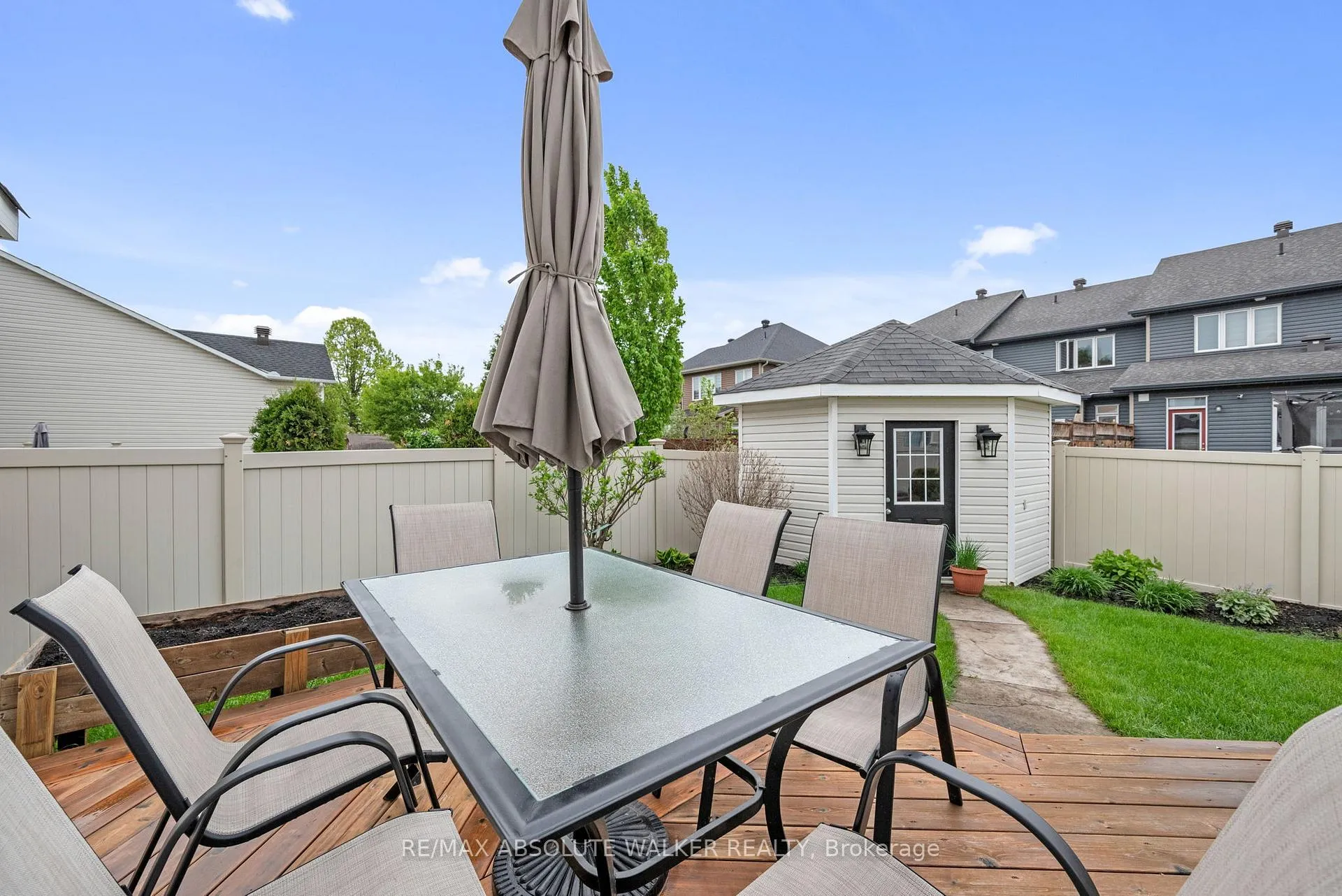 Photo 49 of 245 Lucinda Crescent, Ottawa, Mer Bleue/Bradley Estates/Anderson Park — HOMEH