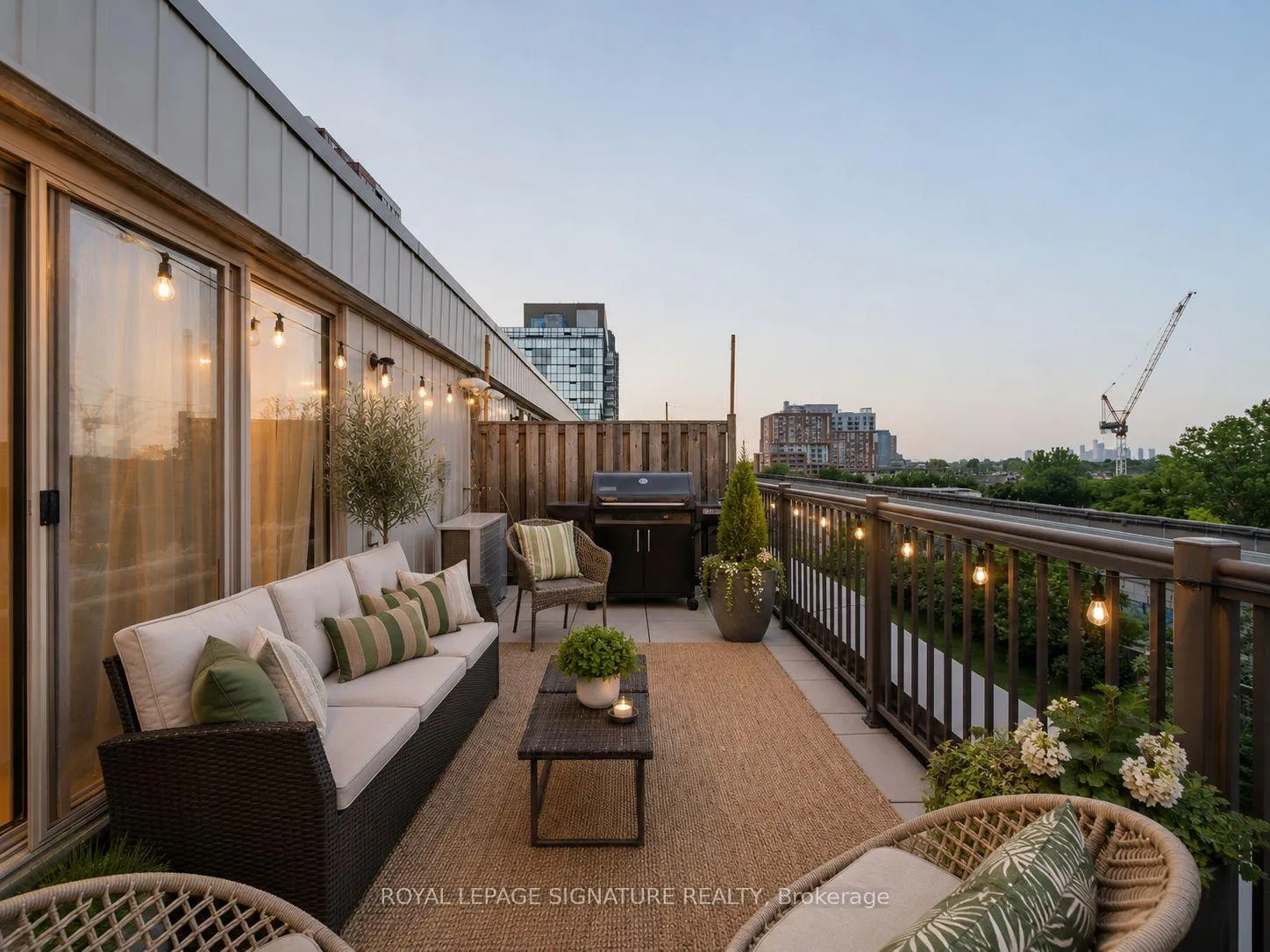 Photo 20 of Unit 232, 10 Foundry Avenue, Toronto, Dovercourt-Wallace Emerson-Junction — HOMEH