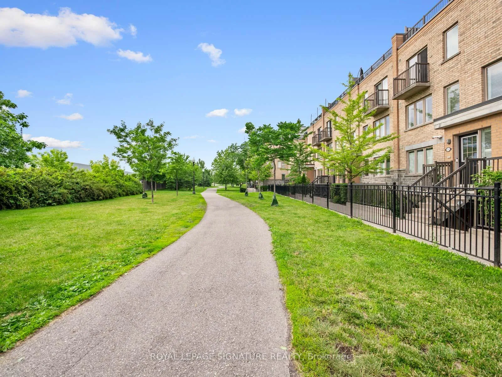 Photo 21 of Unit 232, 10 Foundry Avenue, Toronto, Dovercourt-Wallace Emerson-Junction — HOMEH
