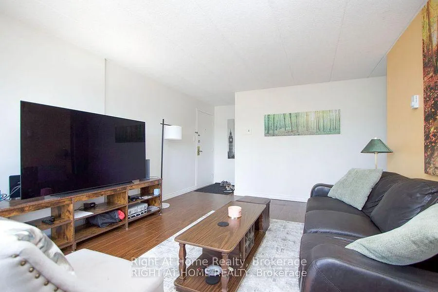 Photo 7 of Unit 79, 53 Taunton Road E, Oshawa, Centennial — HOMEH