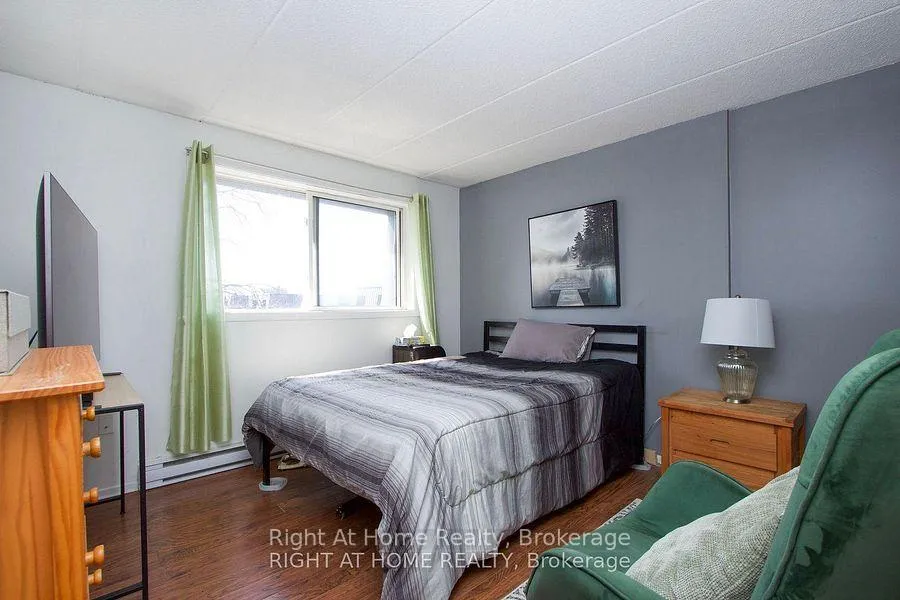 Photo 11 of Unit 79, 53 Taunton Road E, Oshawa, Centennial — HOMEH