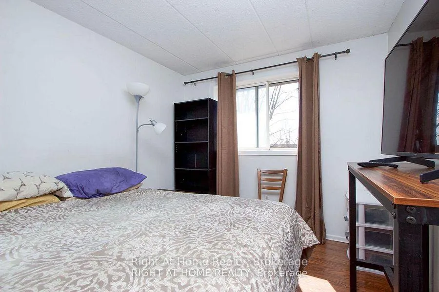 Photo 12 of Unit 79, 53 Taunton Road E, Oshawa, Centennial — HOMEH