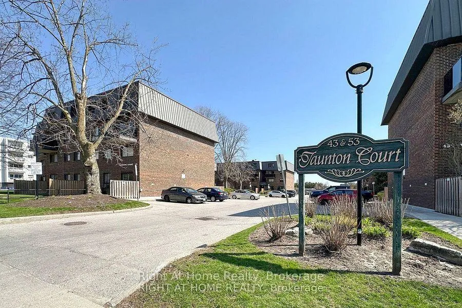 Photo 15 of Unit 79, 53 Taunton Road E, Oshawa, Centennial — HOMEH
