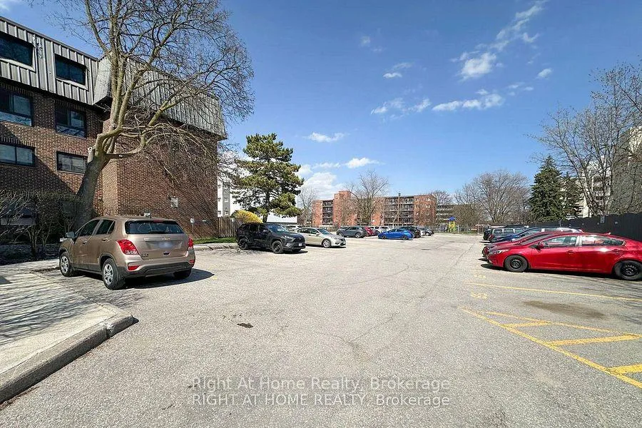 Photo 16 of Unit 79, 53 Taunton Road E, Oshawa, Centennial — HOMEH