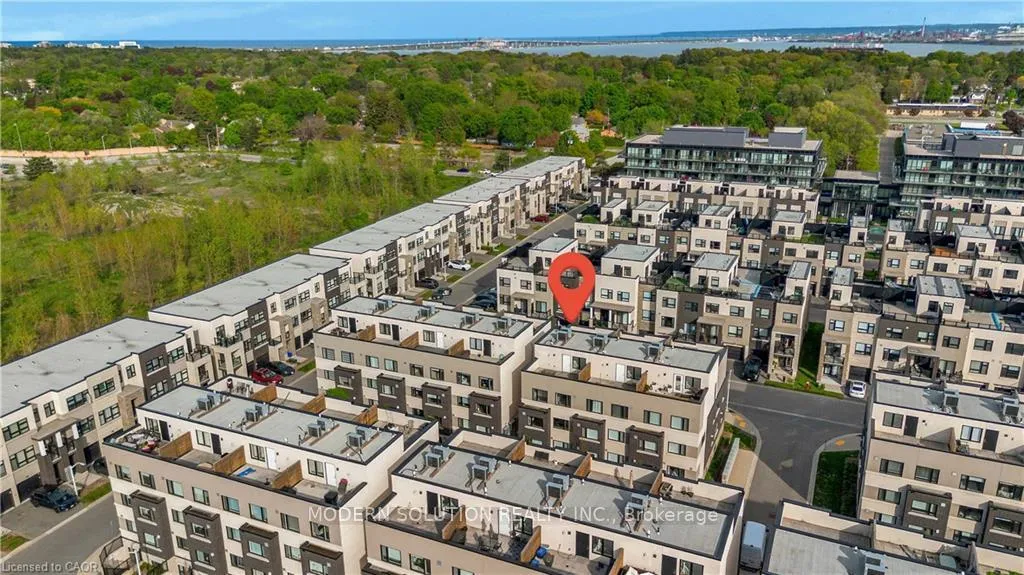 Photo 3 of Unit 712, 1131 Cooke Boulevard, Burlington, LaSalle — HOMEH