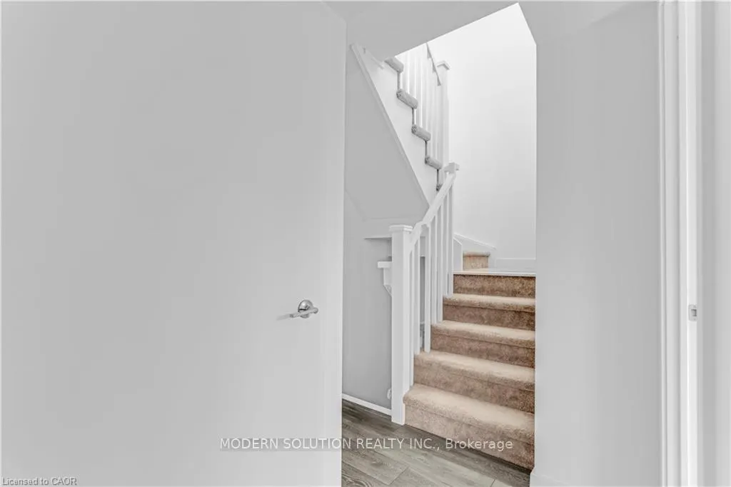 Photo 19 of Unit 712, 1131 Cooke Boulevard, Burlington, LaSalle — HOMEH