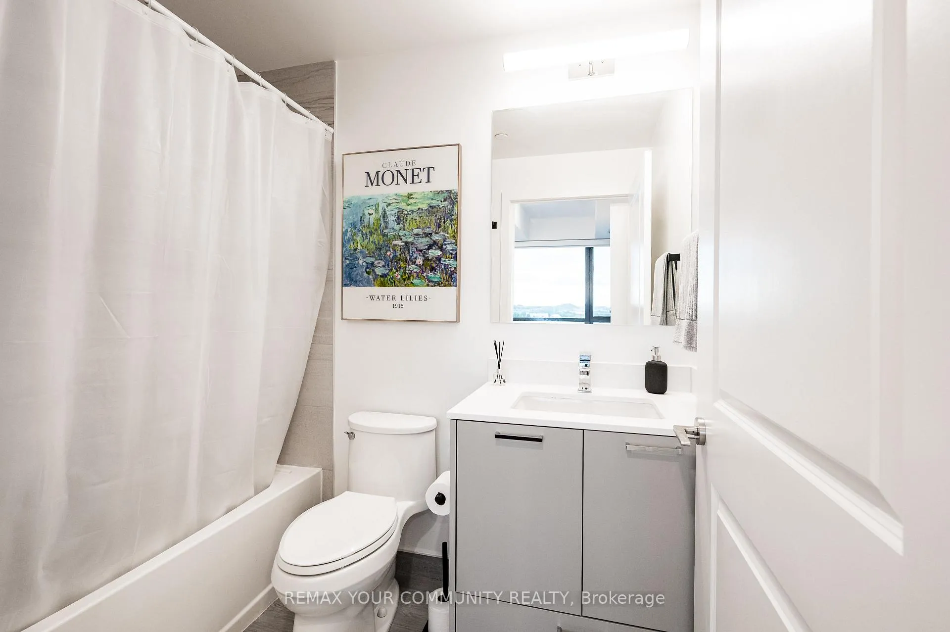 Photo 9 of Unit 1002, 120 Eagle Rock Way, Vaughan, Rural Vaughan — HOMEH
