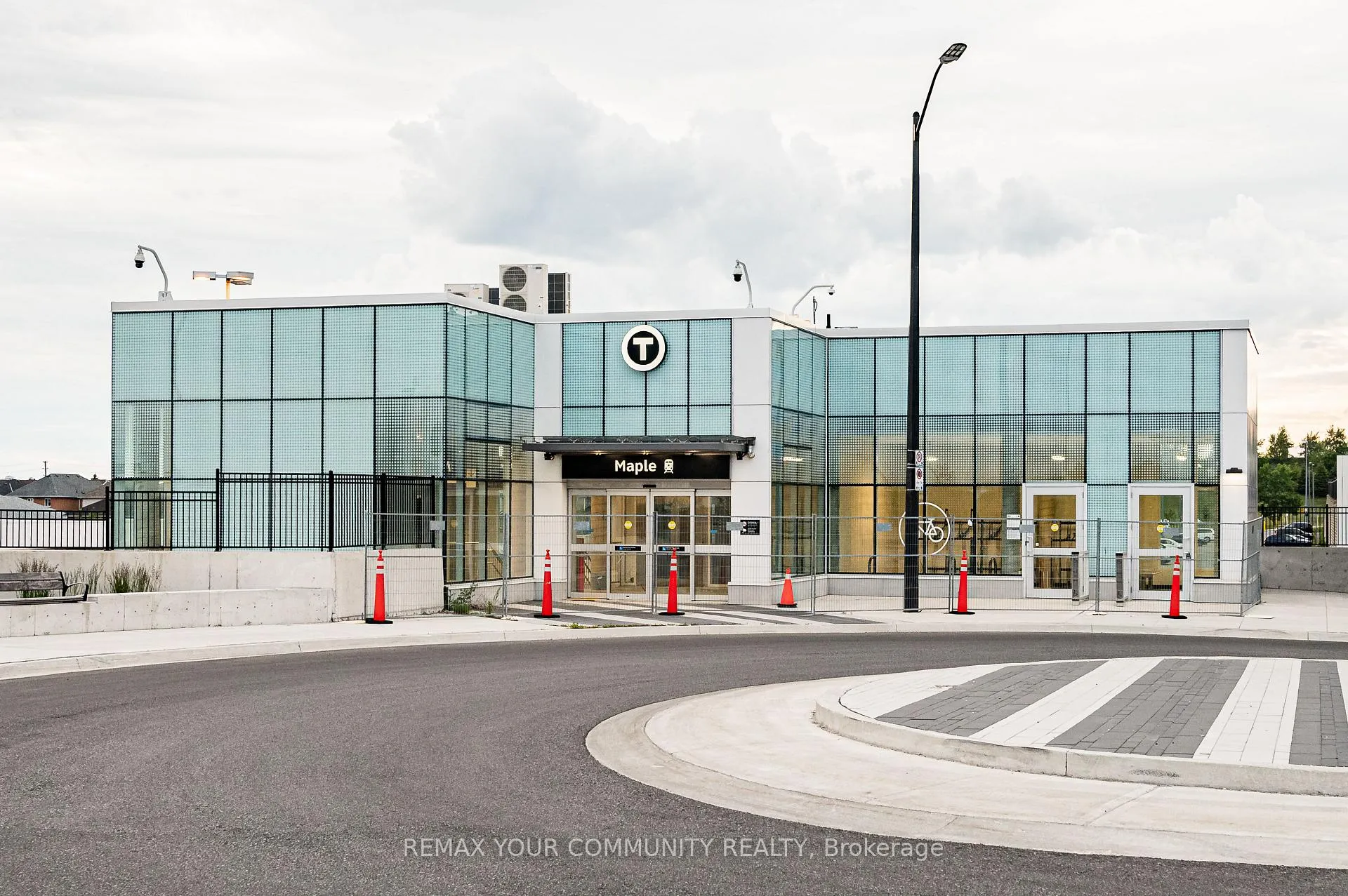 Photo 28 of Unit 1002, 120 Eagle Rock Way, Vaughan, Rural Vaughan — HOMEH