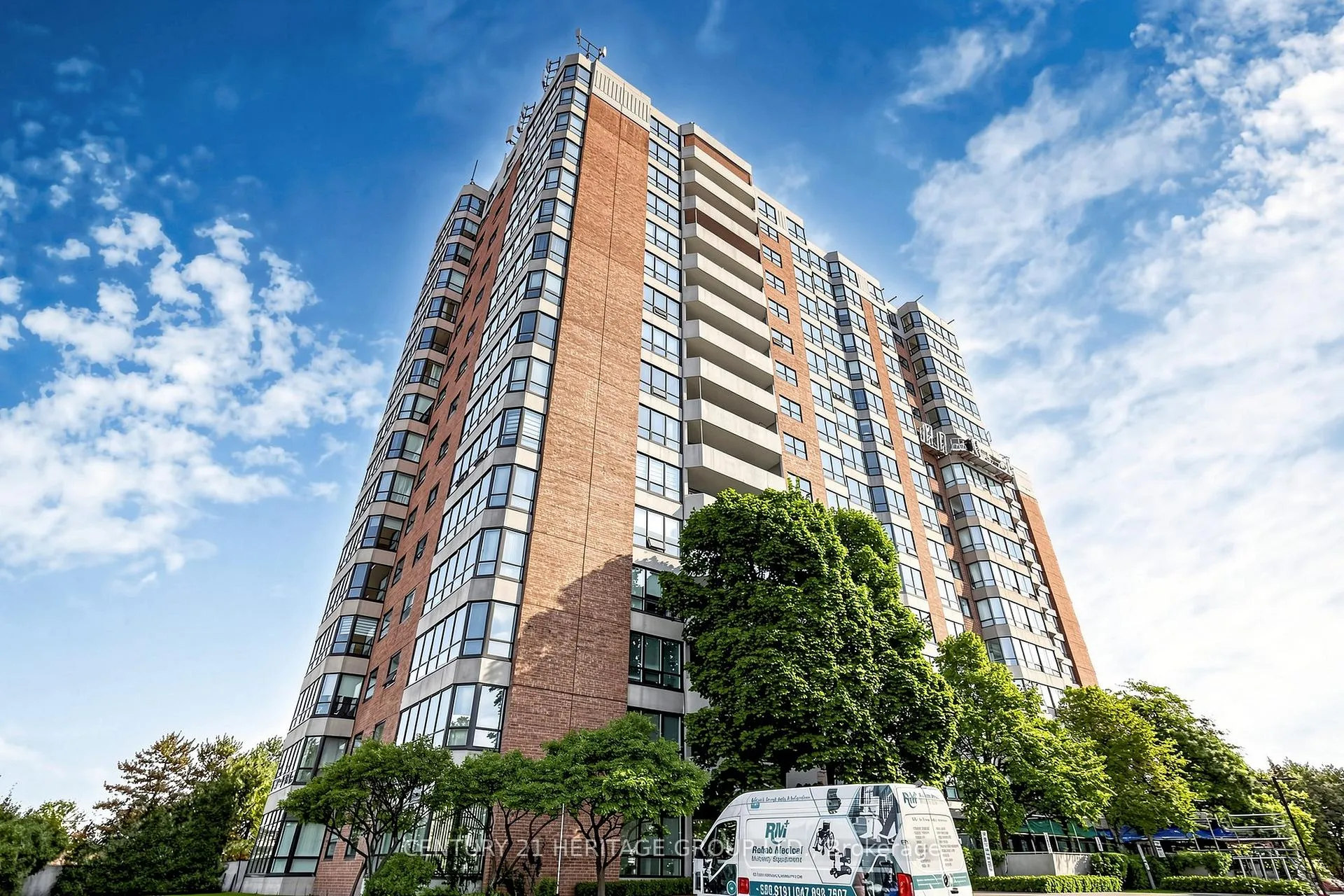 Photo 1 of Unit 210, 7601 Bathurst Street, Vaughan, Crestwood-Springfarm-Yorkhill — HOMEH