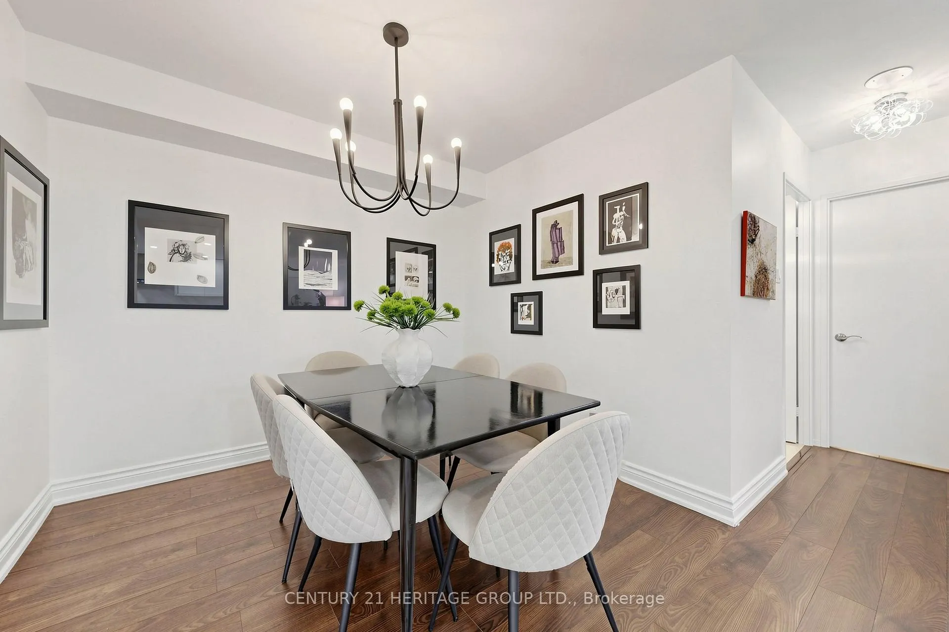 Photo 16 of Unit 210, 7601 Bathurst Street, Vaughan, Crestwood-Springfarm-Yorkhill — HOMEH