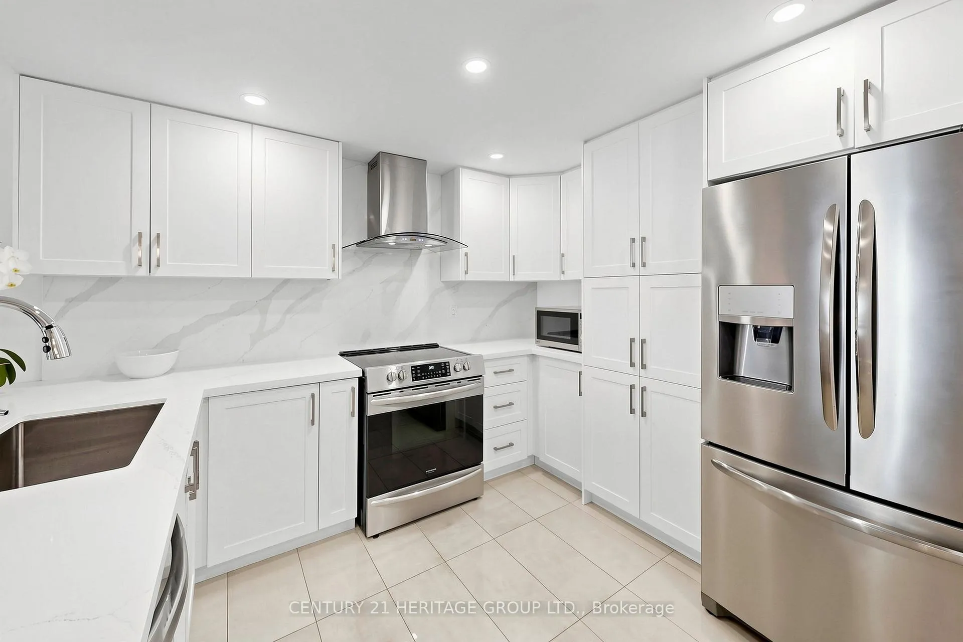 Photo 21 of Unit 210, 7601 Bathurst Street, Vaughan, Crestwood-Springfarm-Yorkhill — HOMEH