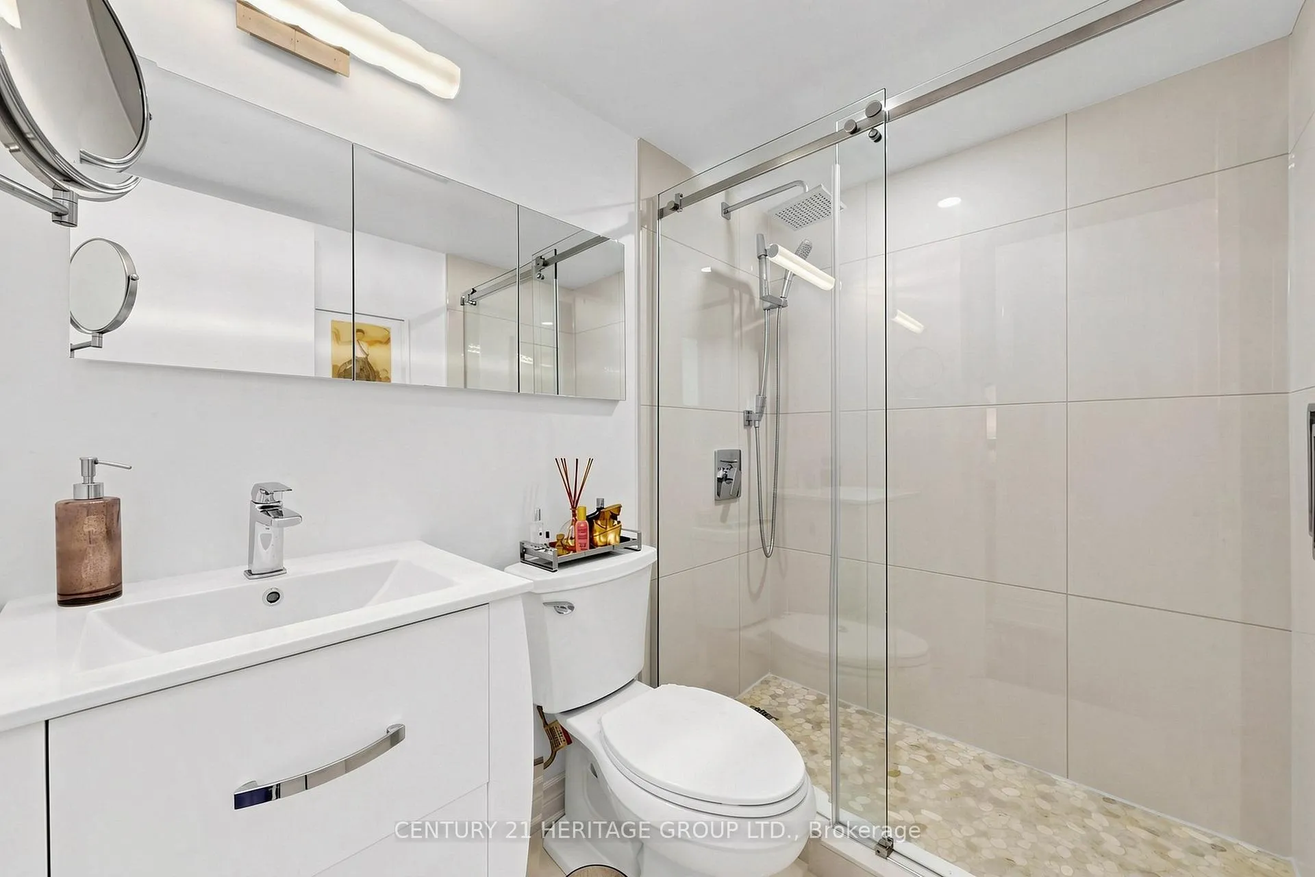Photo 28 of Unit 210, 7601 Bathurst Street, Vaughan, Crestwood-Springfarm-Yorkhill — HOMEH