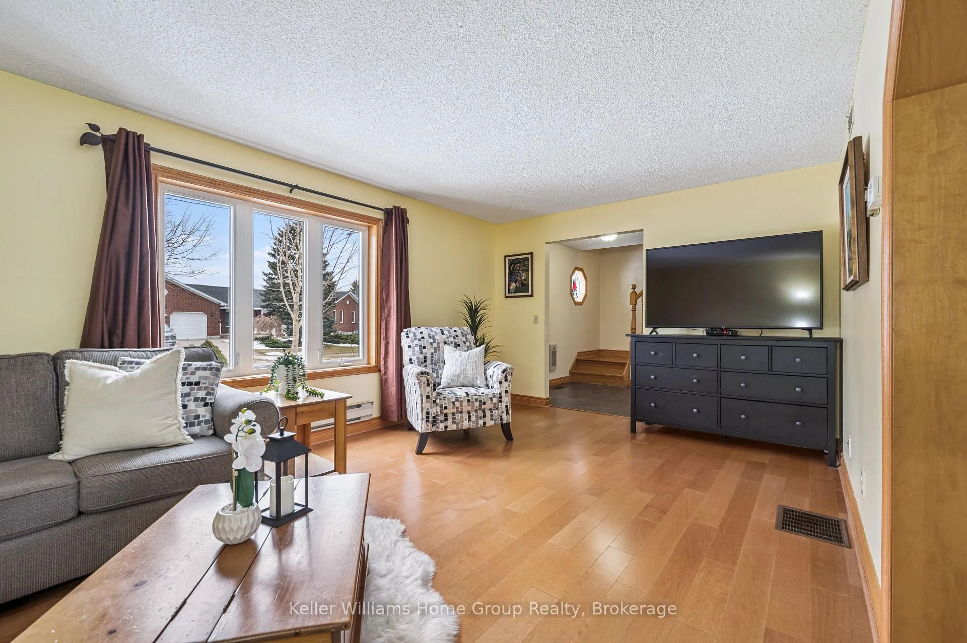 Photo 6 of 28 Edward Street, Mapleton, Rural Mapleton — HOMEH