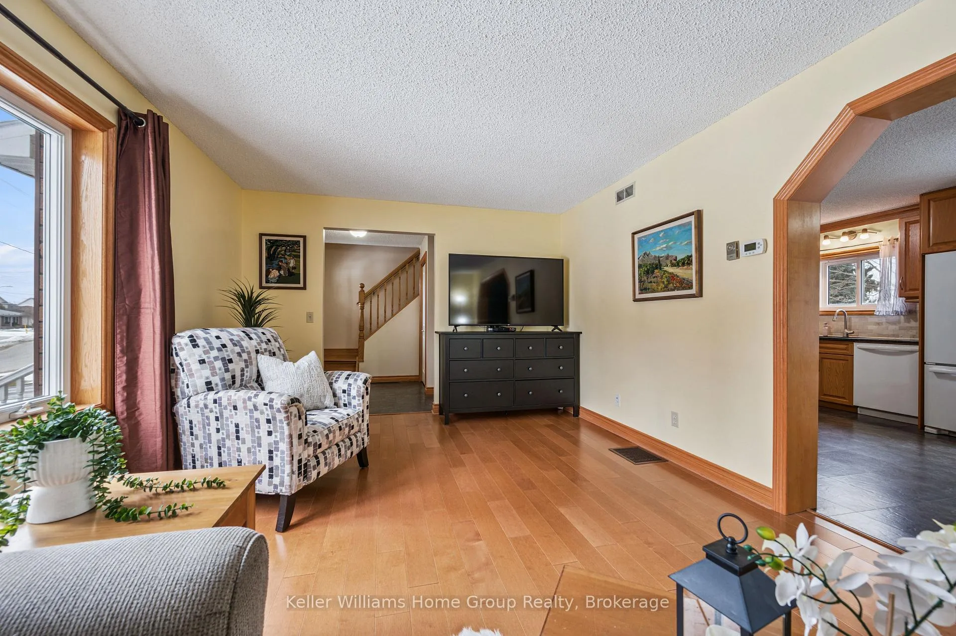 Photo 7 of 28 Edward Street, Mapleton, Rural Mapleton — HOMEH