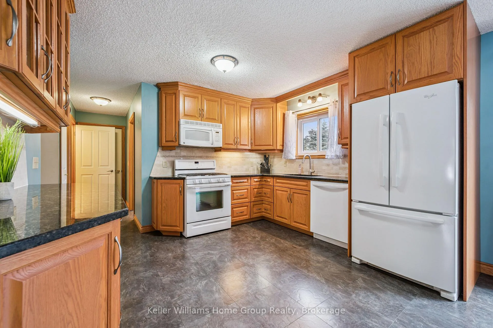 Photo 15 of 28 Edward Street, Mapleton, Rural Mapleton — HOMEH