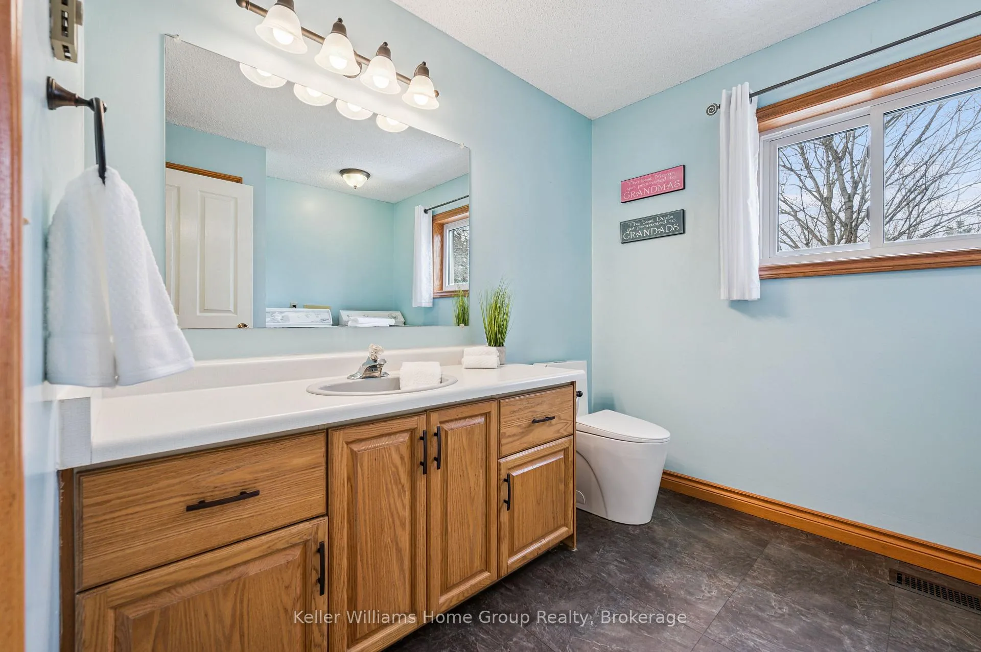 Photo 18 of 28 Edward Street, Mapleton, Rural Mapleton — HOMEH
