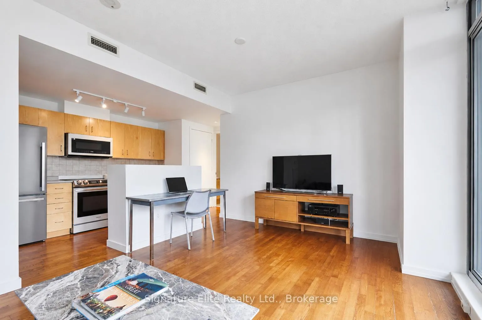 Photo 11 of Unit 608, 281 Mutual Street, Toronto, Church-Yonge Corridor — HOMEH