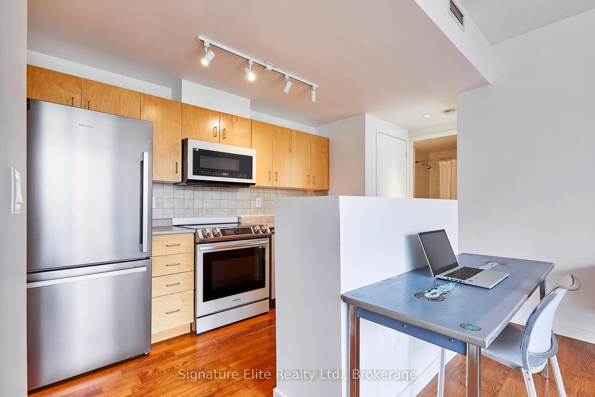 Photo 14 of Unit 608, 281 Mutual Street, Toronto, Church-Yonge Corridor — HOMEH