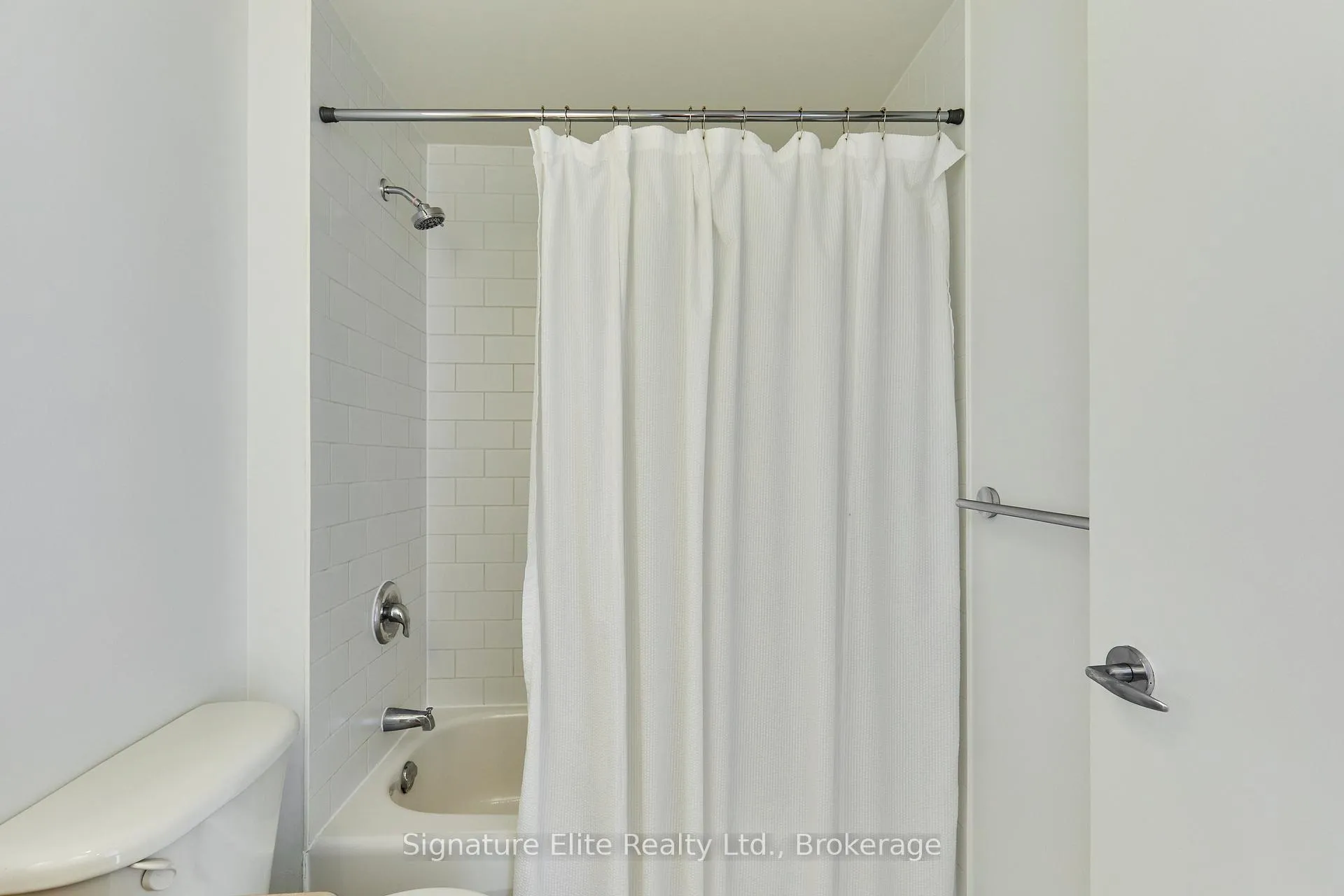 Photo 22 of Unit 608, 281 Mutual Street, Toronto, Church-Yonge Corridor — HOMEH