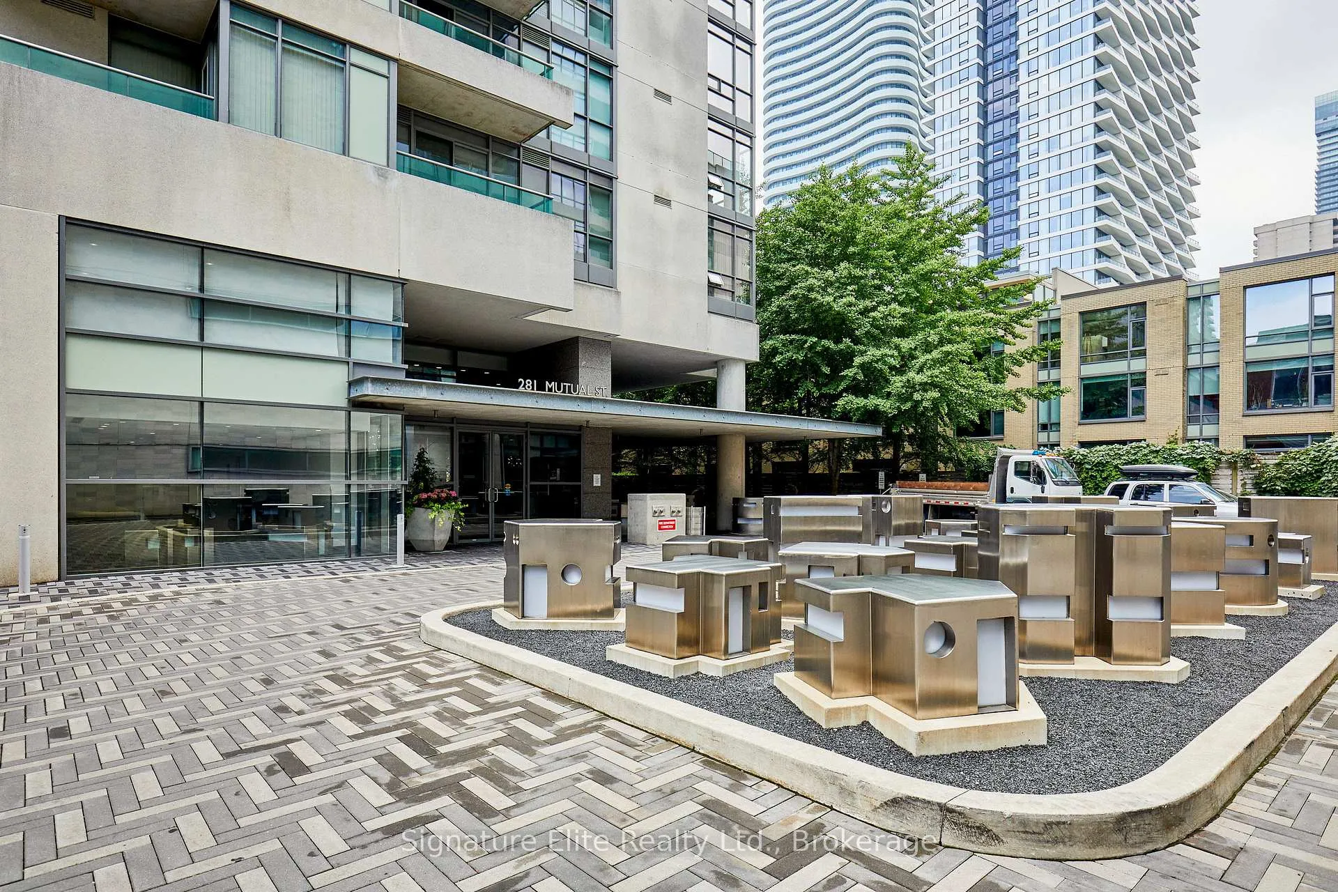 Photo 23 of Unit 608, 281 Mutual Street, Toronto, Church-Yonge Corridor — HOMEH