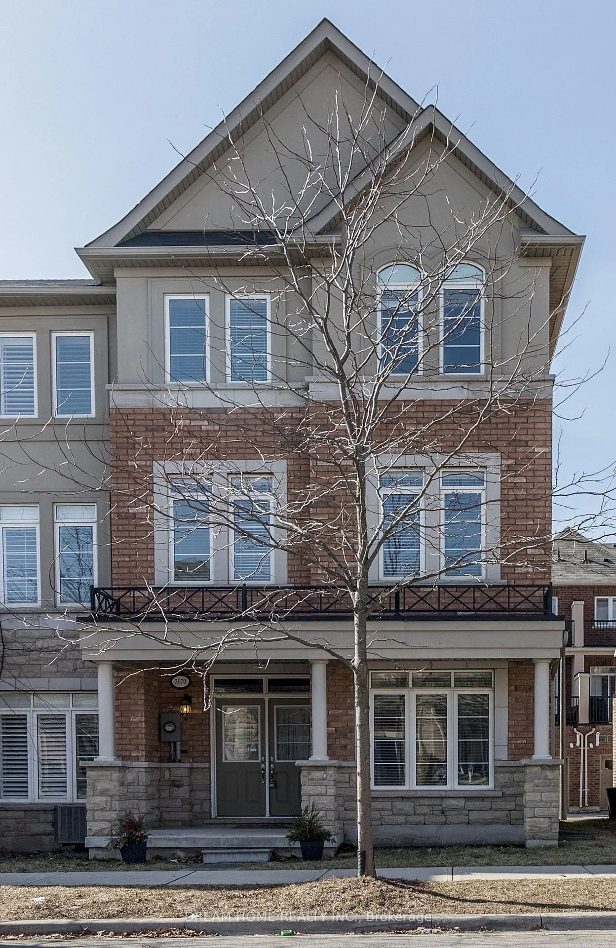 Photo 1 of 3070 Eberly Woods Drive, Oakville, Rural Oakville — HOMEH