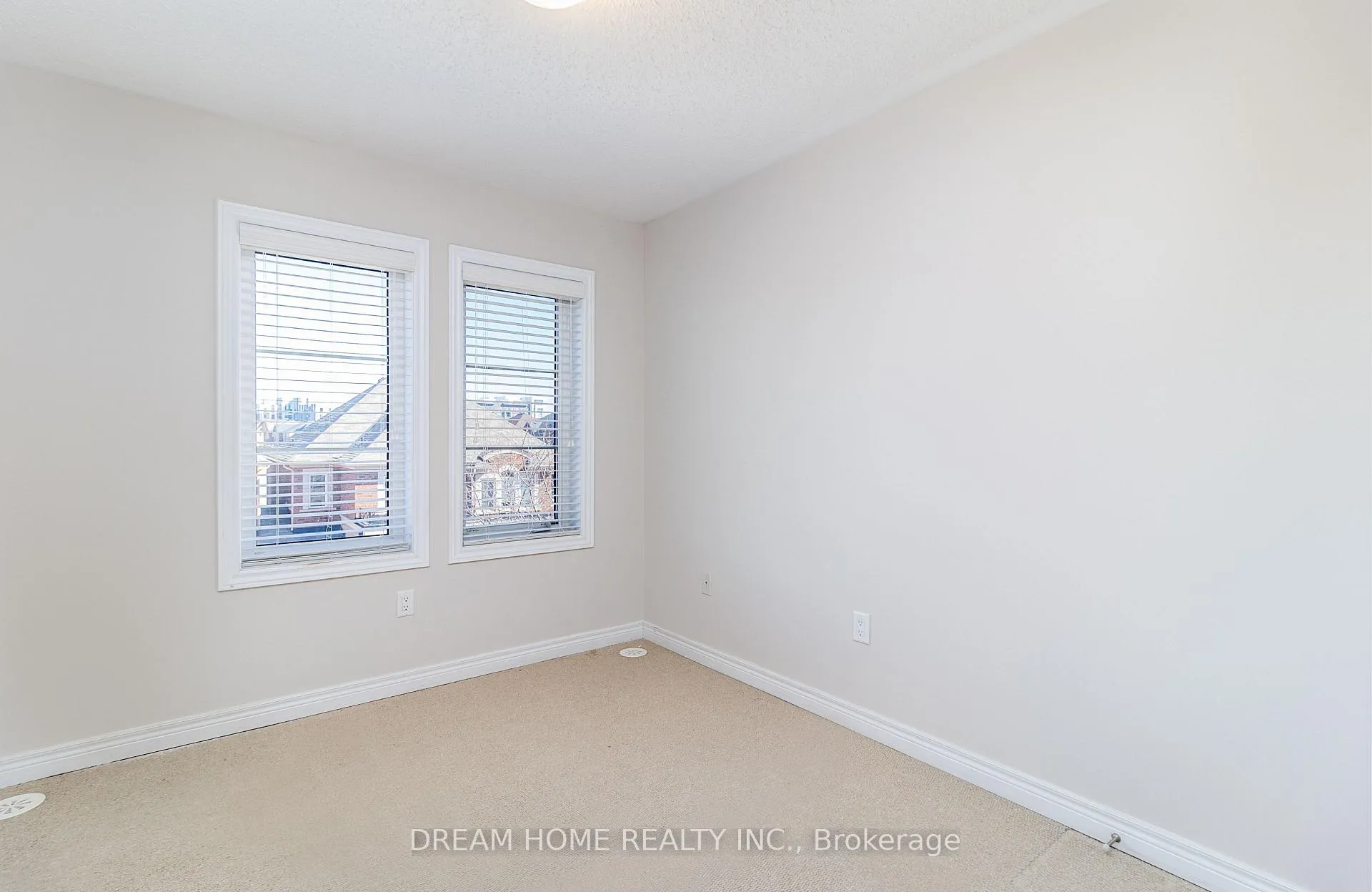 Photo 16 of 3070 Eberly Woods Drive, Oakville, Rural Oakville — HOMEH