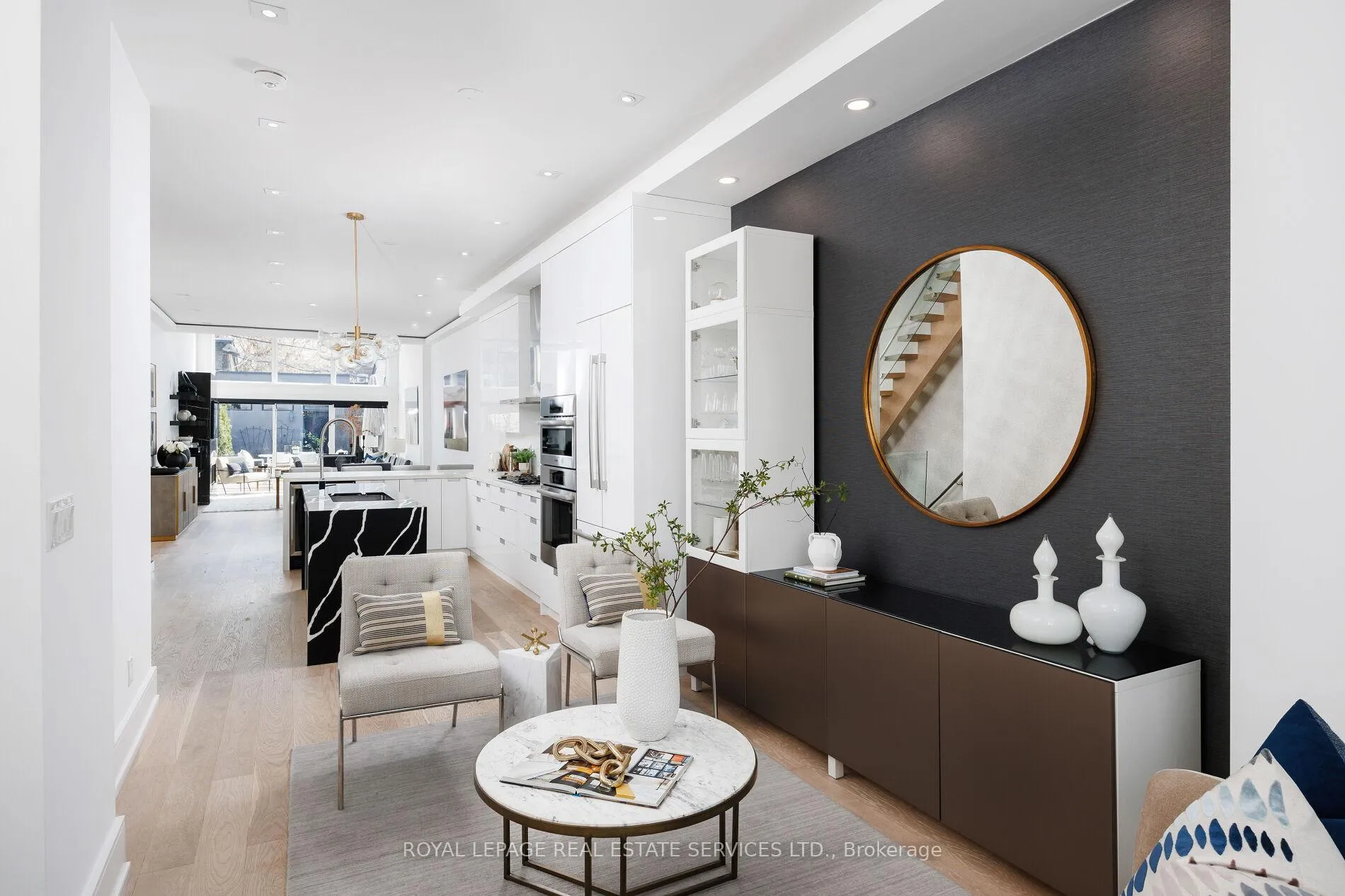 Photo 6 of 121 Markham Street, Toronto, Trinity-Bellwoods — HOMEH