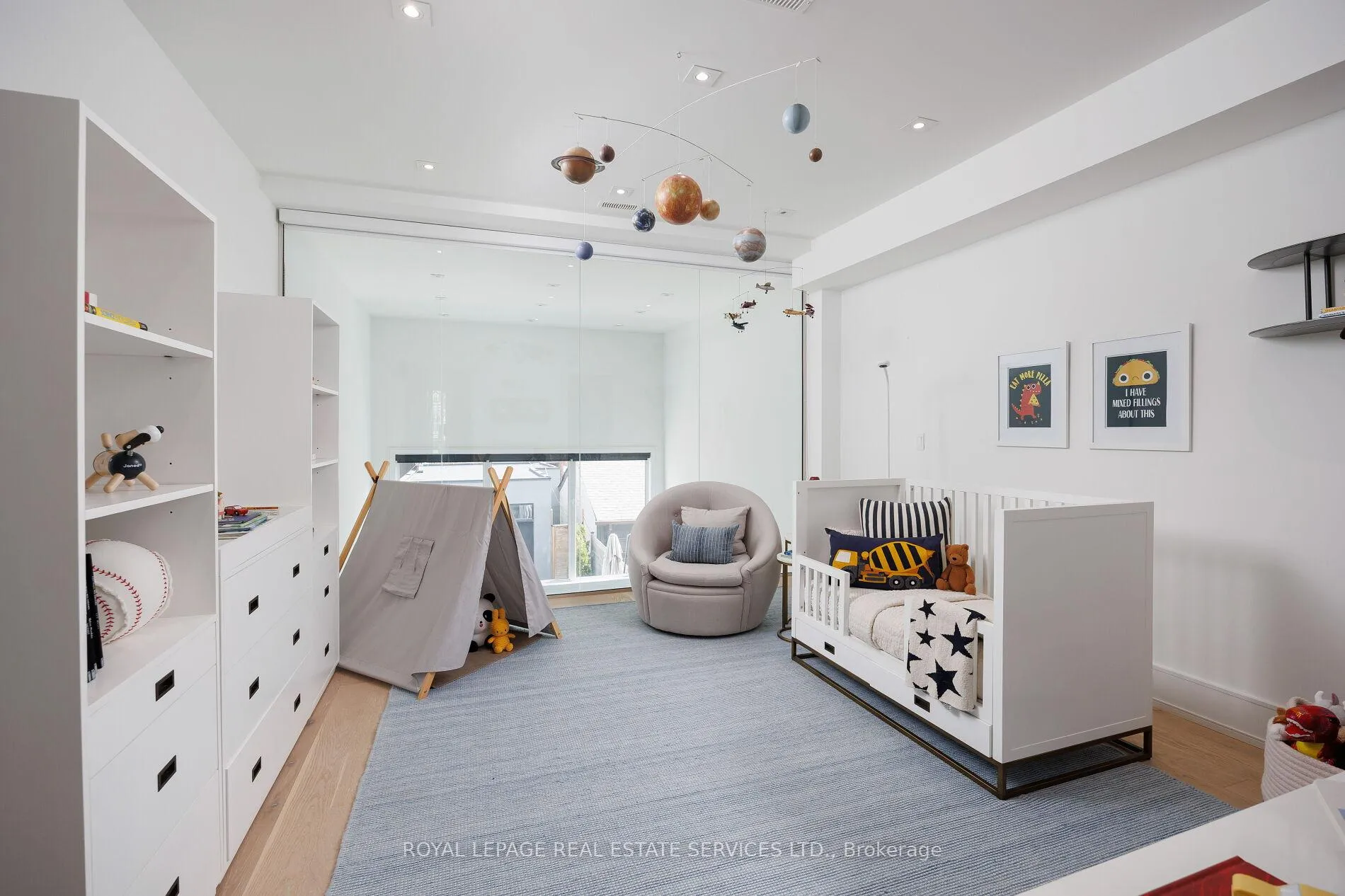 Photo 19 of 121 Markham Street, Toronto, Trinity-Bellwoods — HOMEH
