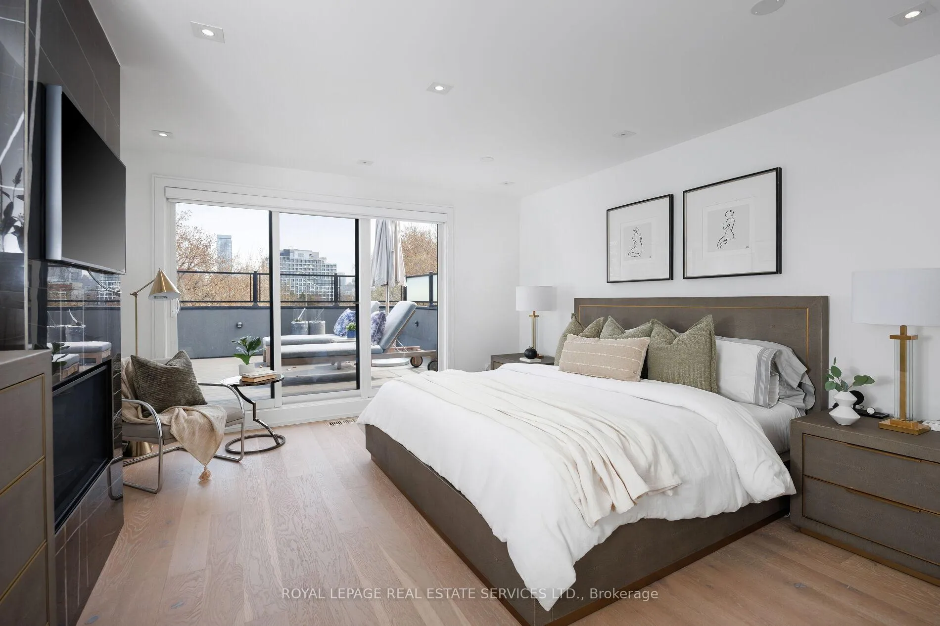 Photo 23 of 121 Markham Street, Toronto, Trinity-Bellwoods — HOMEH