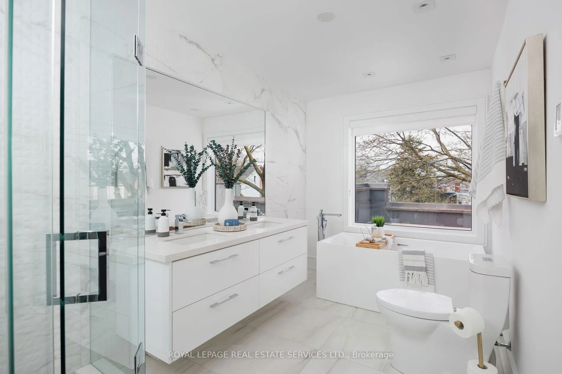 Photo 25 of 121 Markham Street, Toronto, Trinity-Bellwoods — HOMEH