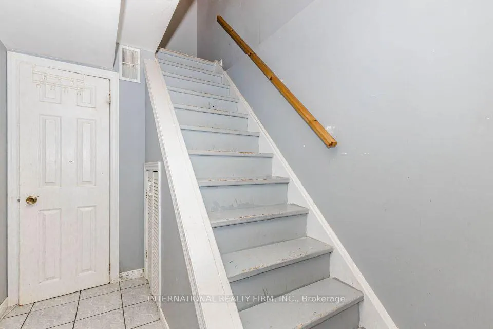 Photo 19 of 26 Sandmere Avenue, Brampton, Heart Lake West — HOMEH