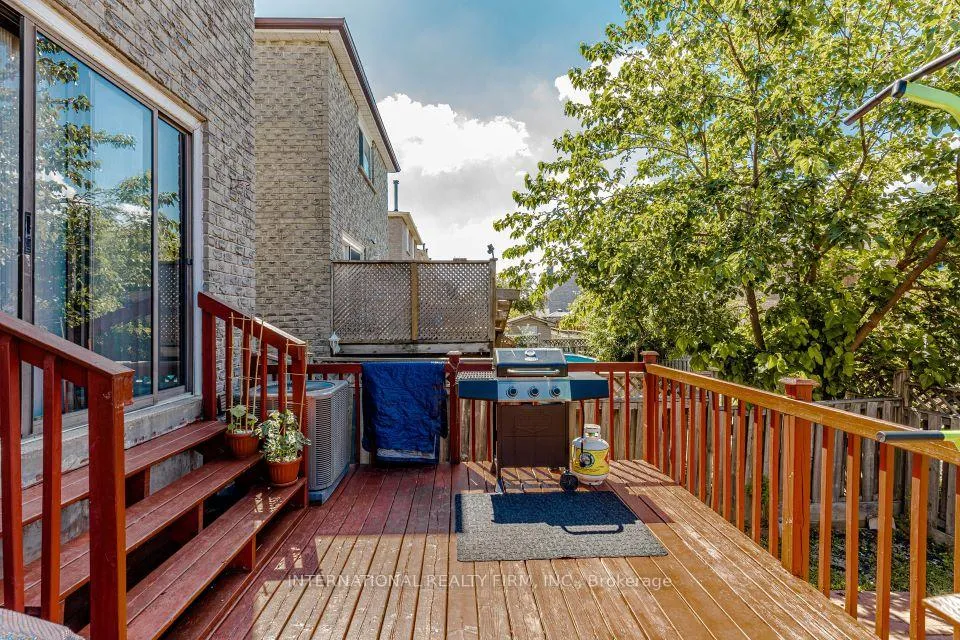 Photo 21 of 26 Sandmere Avenue, Brampton, Heart Lake West — HOMEH