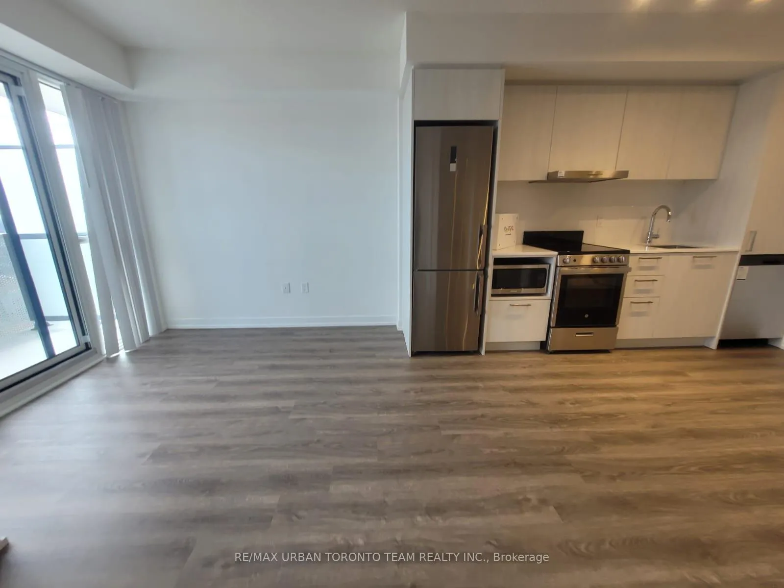 Photo 7 of Unit 3505, 195 Commerce Street, Vaughan, Vaughan Corporate Centre — HOMEH