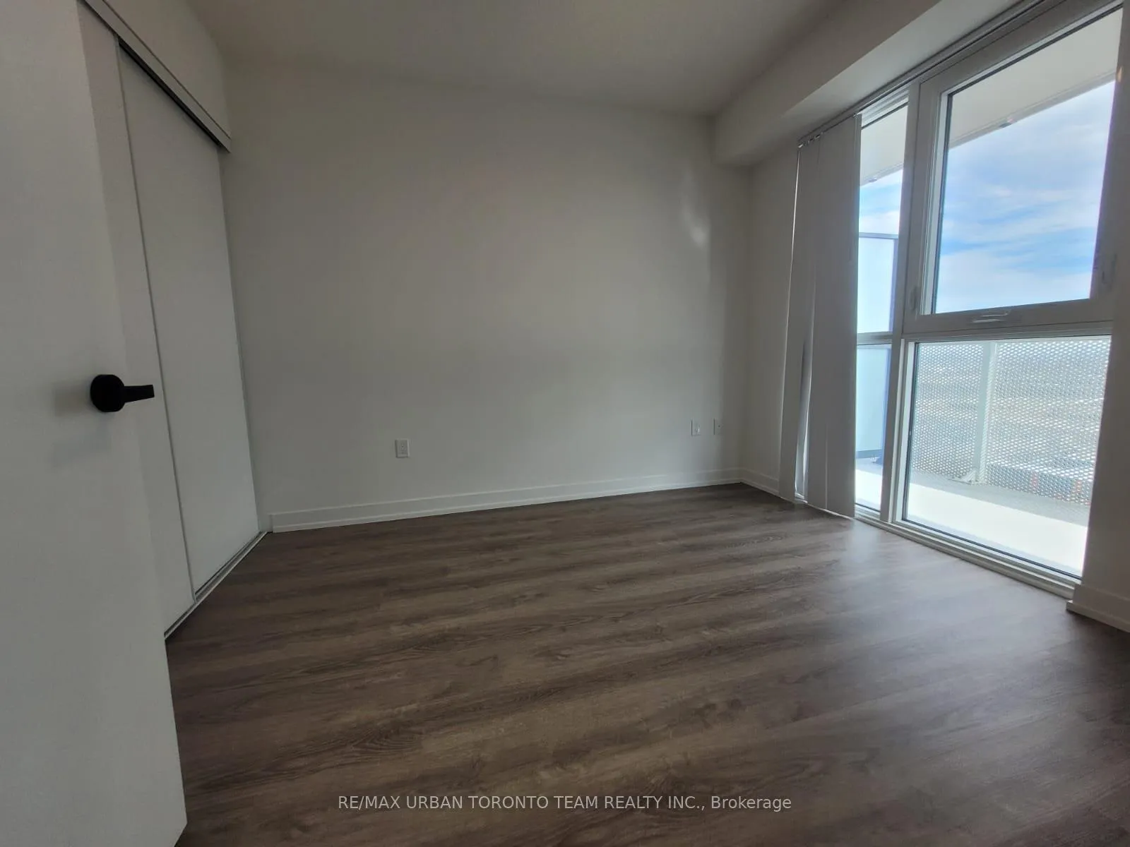 Photo 8 of Unit 3505, 195 Commerce Street, Vaughan, Vaughan Corporate Centre — HOMEH